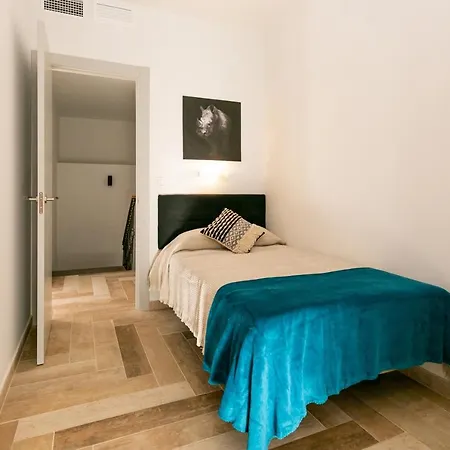 Holiday home Cuevas Del Albaicin